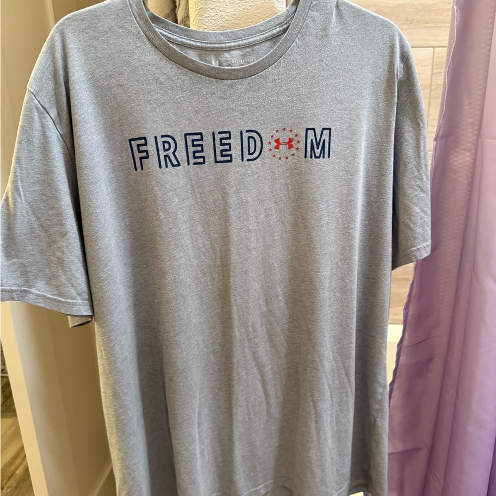 Under Armour Men's Freedom Tee in Gray